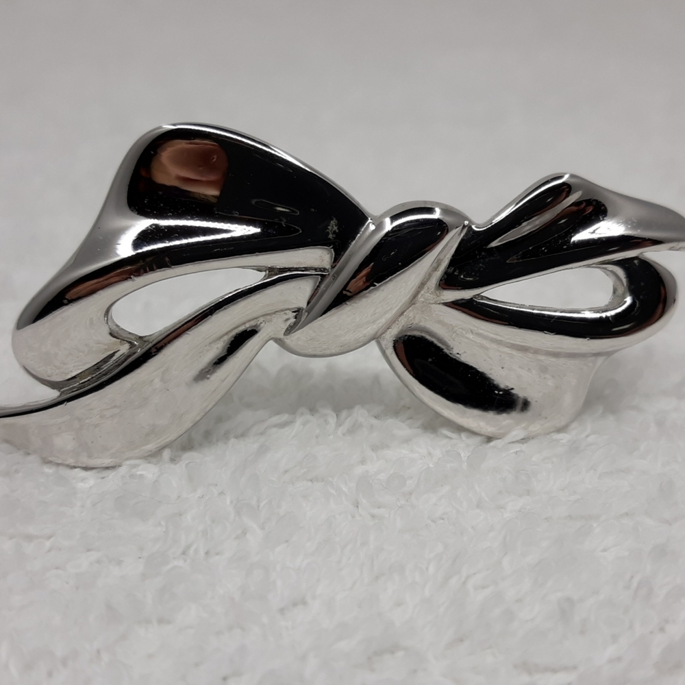 Vtg Napier High Shine Silvertone Bow Brooch Pin